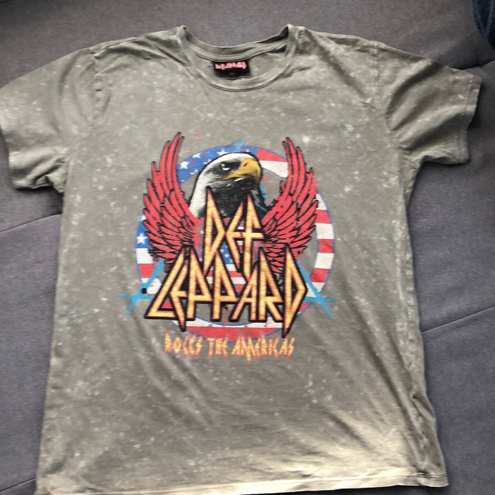 Cotton On Def Leppard relaxed tee shirt vintage look women’s small